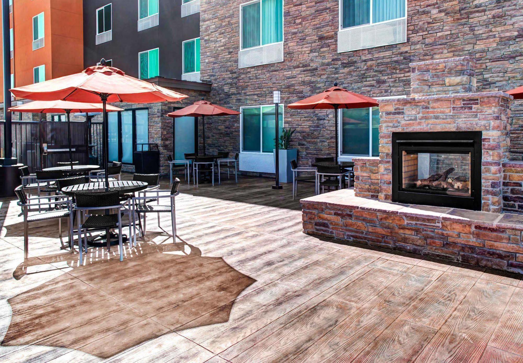 Towneplace Suites By Marriott Bakersfield West Zewnętrze zdjęcie
